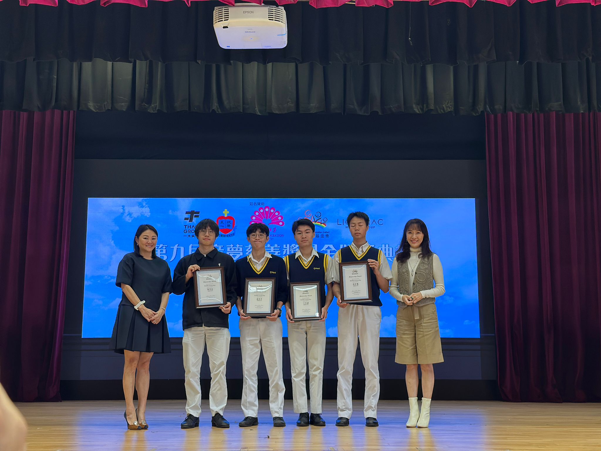 WhatsApp Image 2025-11-13 at 10.41.38 (1).jpeg (302 KB)