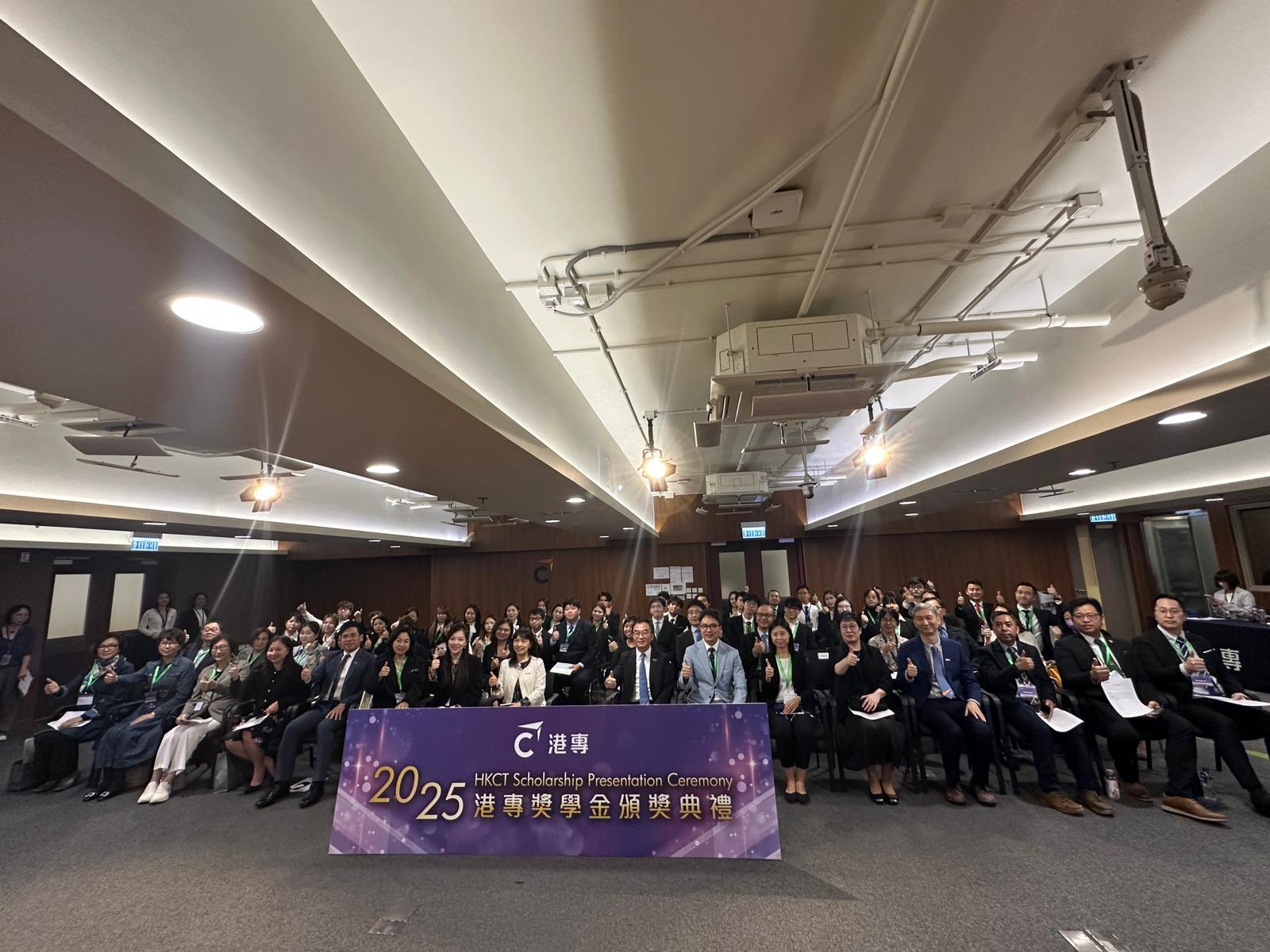 WhatsApp Image 2025-11-13 at 18.32.07 (2).jpeg (215 KB)