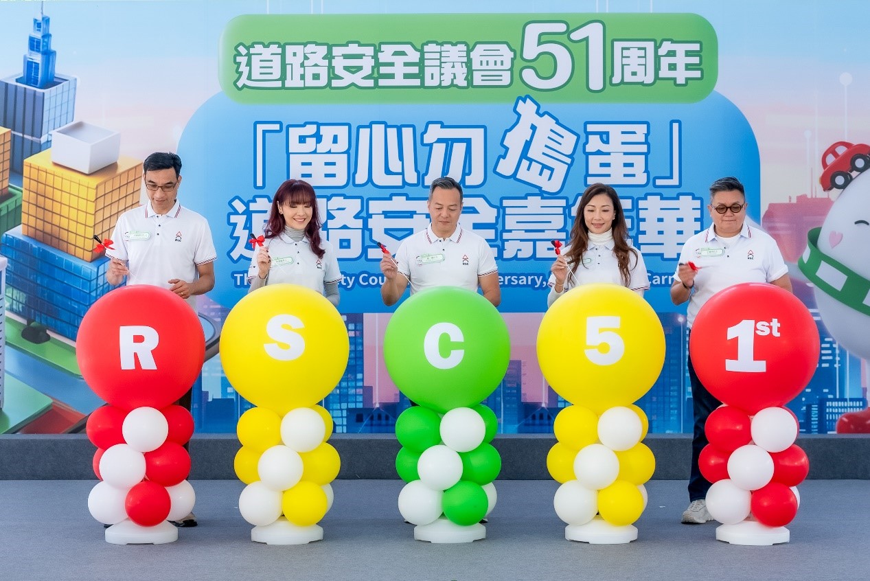 DSC241201.2.jpg (264 KB)
