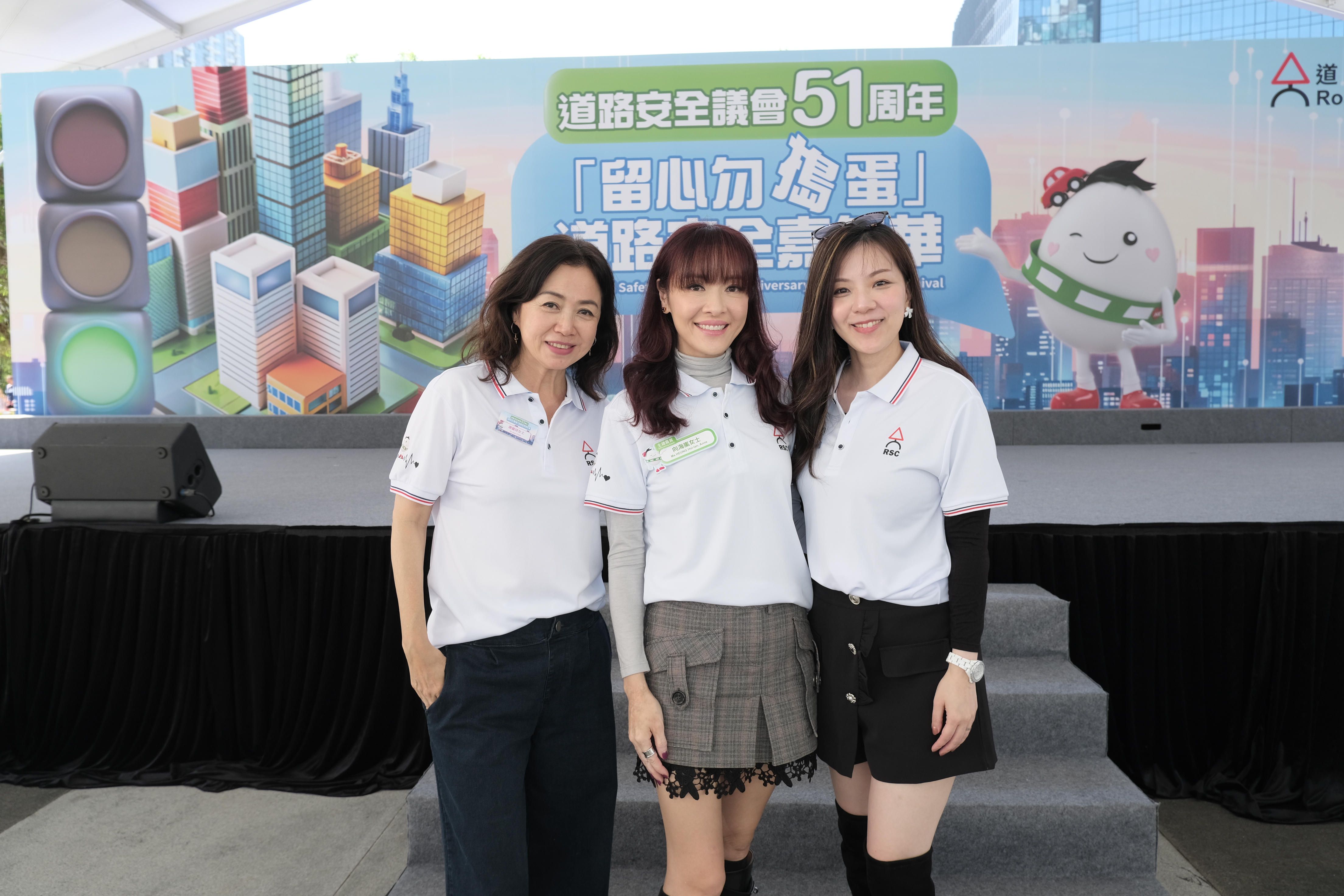 DSCF9647_Chose.JPG (6.34 MB)